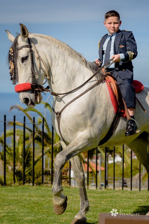 Sesiones de comunión diferentes, comuniones en Tenerife, Fotógrafo de familia, fotógrafo de niños.