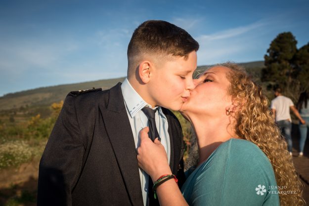 Sesiones de comunión diferentes, comuniones en Tenerife, Fotógrafo de familia, fotógrafo de niños.