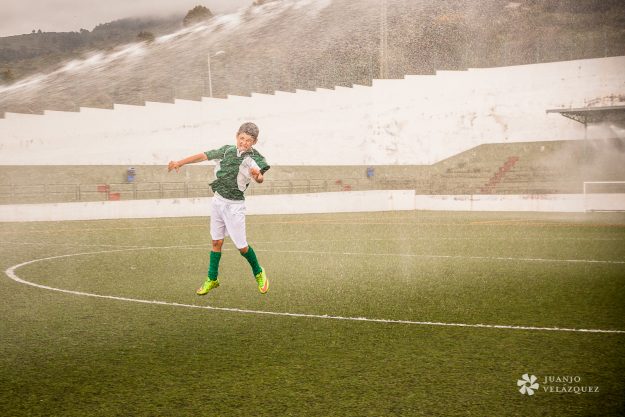 Juanjo Velázquez Fotógrafo. Sesión de comunión en Tenerife, Fotógrafo de familia, fotógrafo de niños.