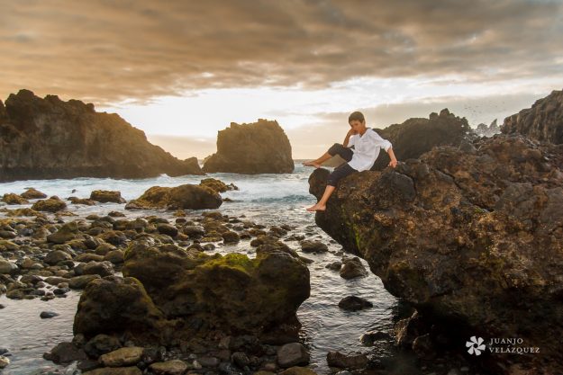 Juanjo Velázquez Fotógrafo. Sesión de comunión en Tenerife, Fotógrafo de familia, fotógrafo de niños.