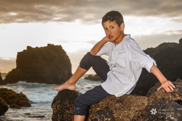 Juanjo Velázquez Fotógrafo. Sesión de comunión en Tenerife, Fotógrafo de familia, fotógrafo de niños.