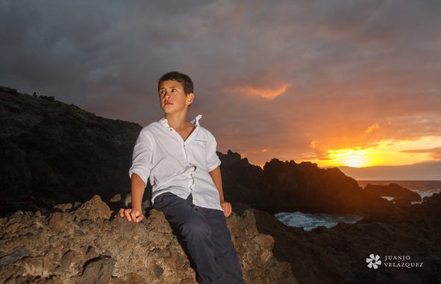 Juanjo Velázquez Fotógrafo. Sesión de comunión en Tenerife, Fotógrafo de familia, fotógrafo de niños.